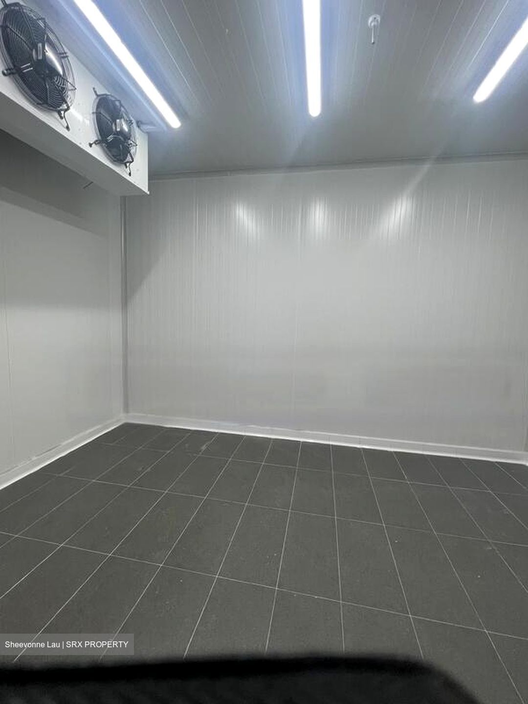 Chin Bee Drive (D22), Retail #454244221